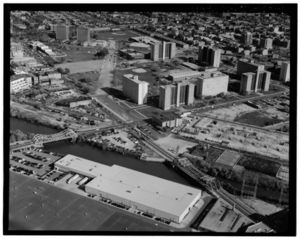 1999 photograph looking northeast on Chicago's now demolished Cabrini-Green housing project, one of many urban renewal efforts.